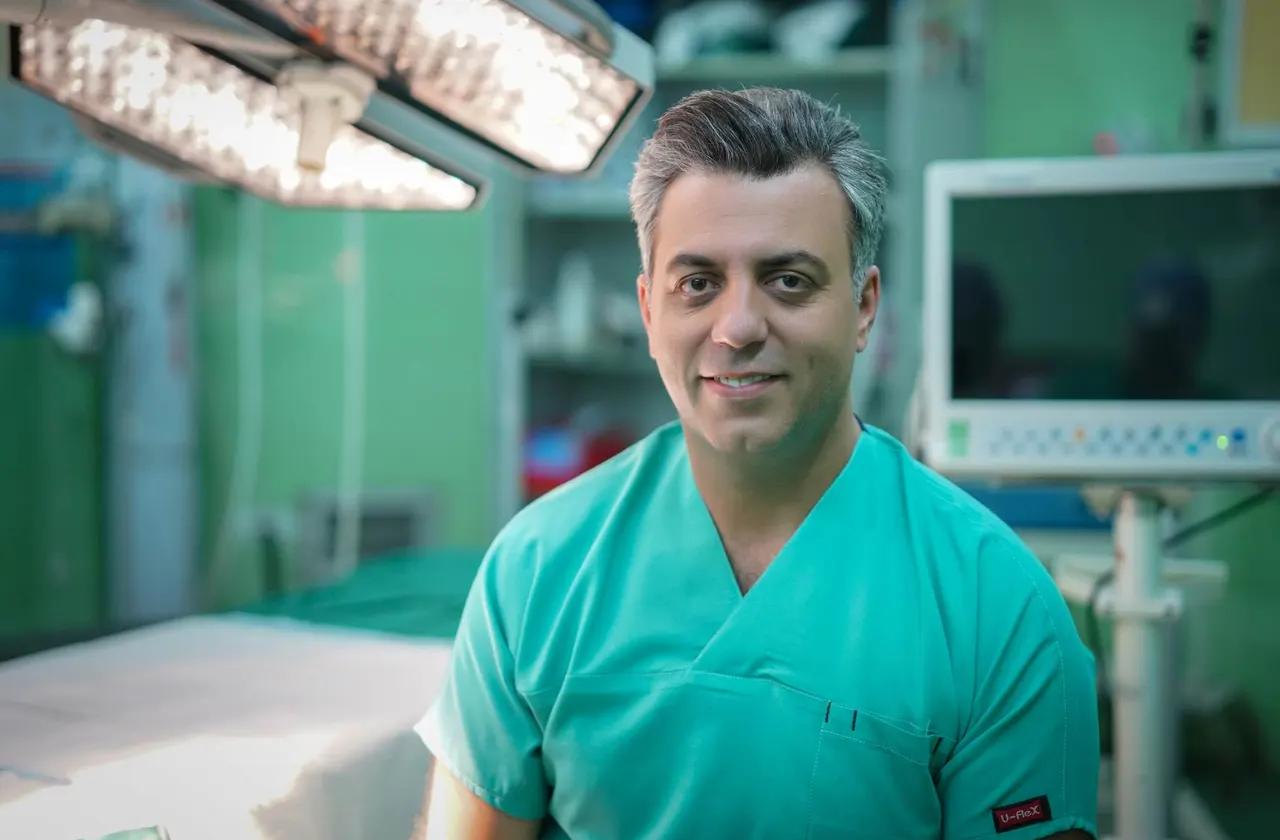 دکتر رضا ابراهیمی
